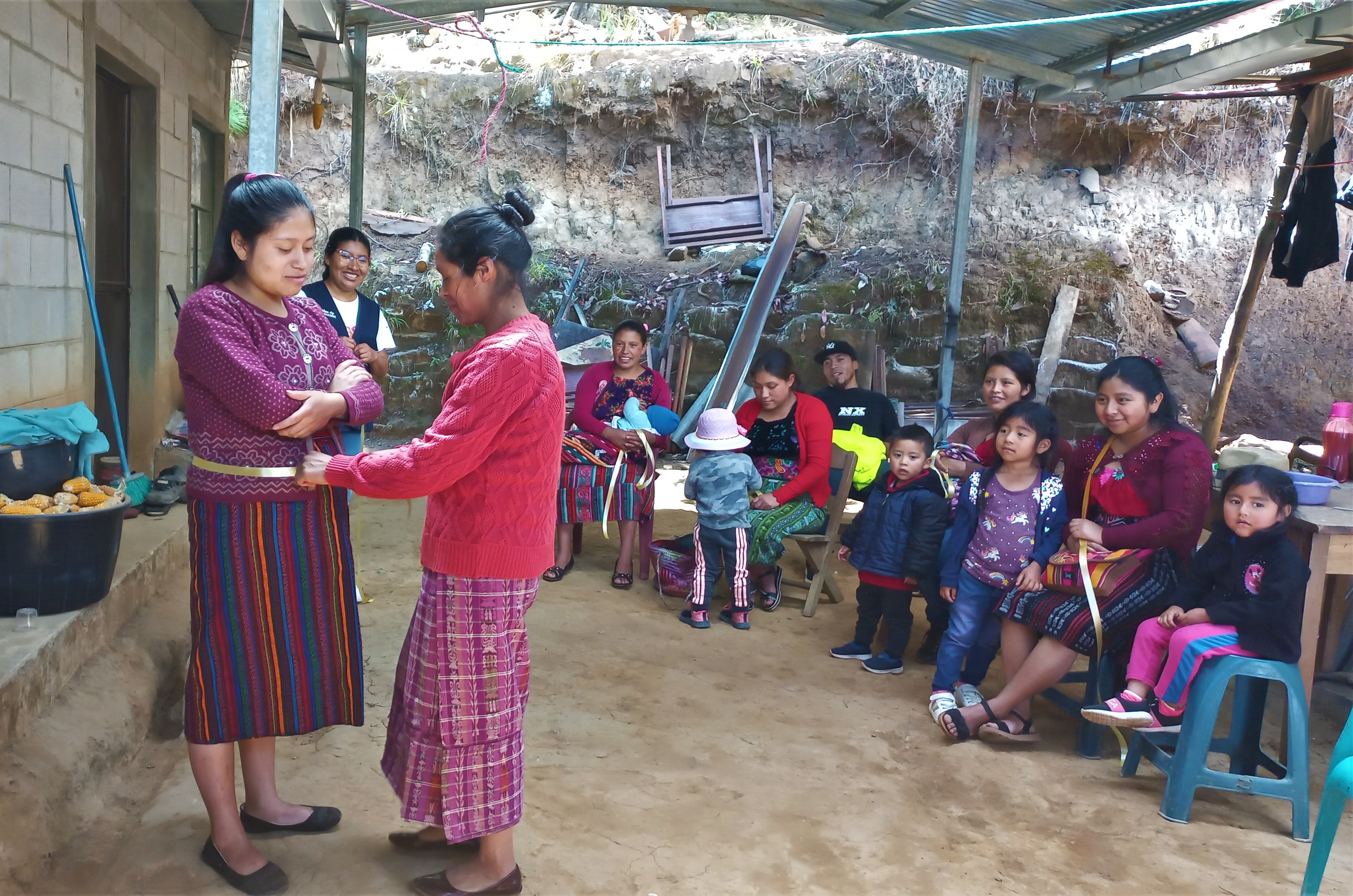 Pregnant womens Group MOM 18423 1
